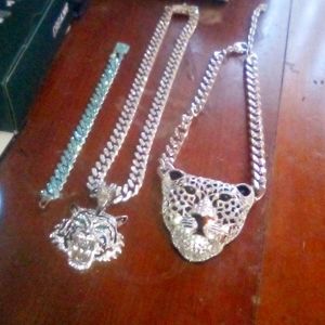 Party jewelry to keep the buggy with out the real